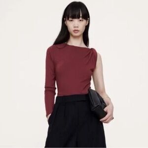 NWT Banana Republic Asymmetrical Twist Tee Top - Size S